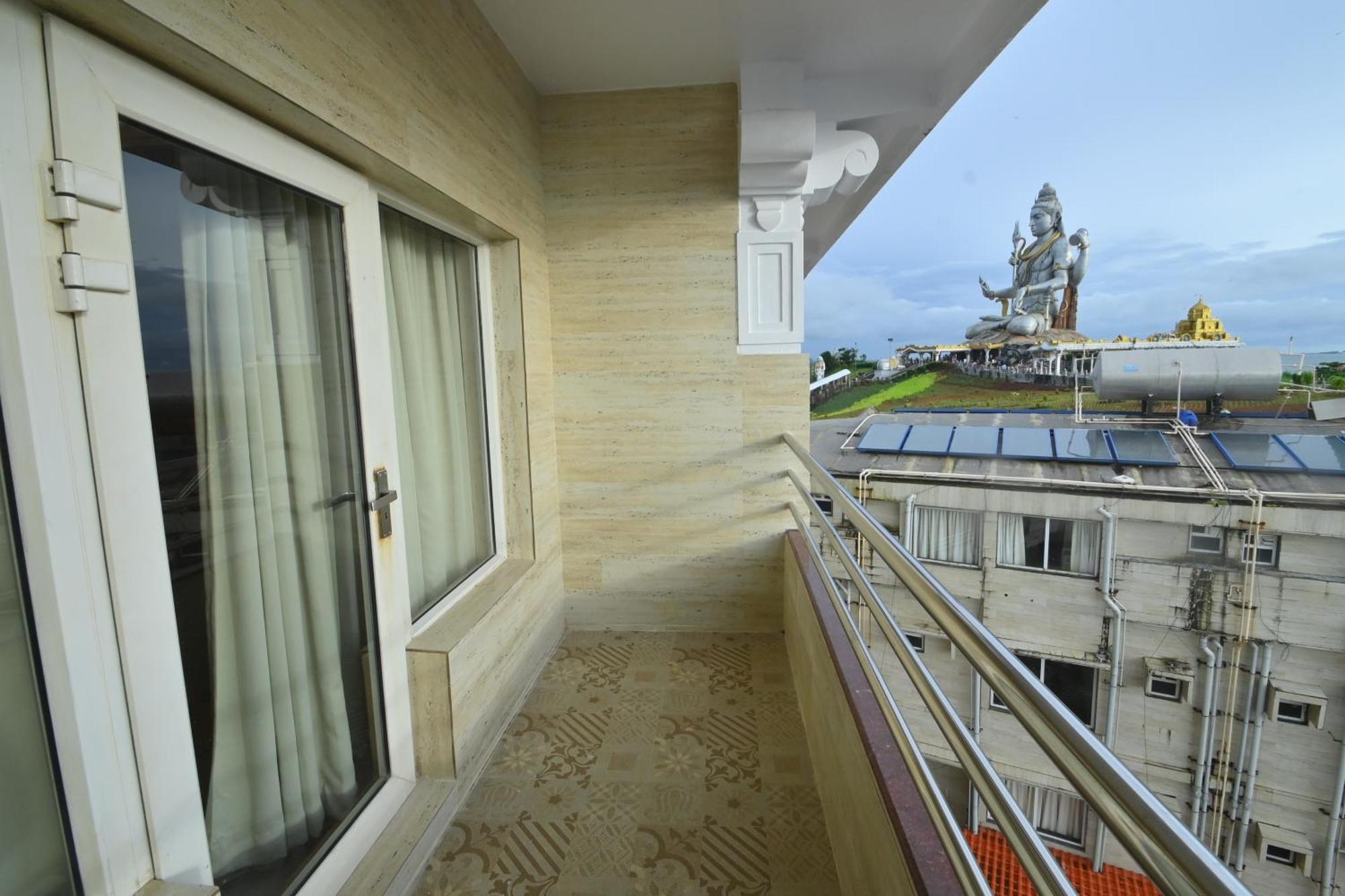 Rns Residency Sea View Hotel Mavalli Exterior photo